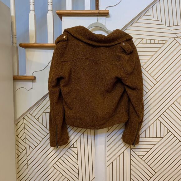 Max Studio Faux Shearling Zip Moto Jacket - Picture 10 of 12